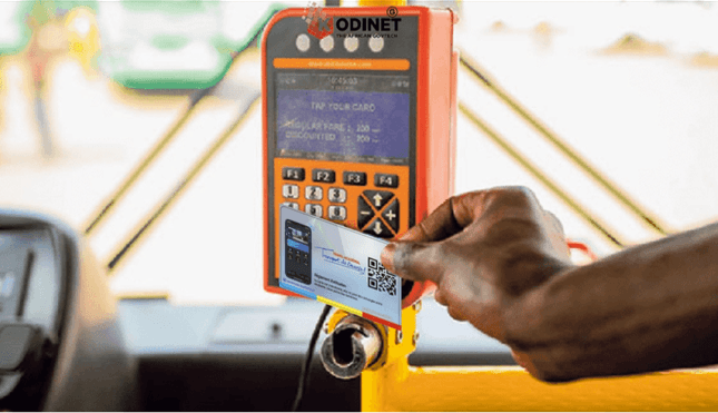 Conception et livraison des cartes à puce pour le programme Transacademia